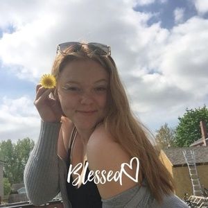 Meet your Posher, Ariana